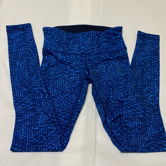 Lululemon Wunder Under 23” Leggings
lululemon athletica - Picture 2 of 7